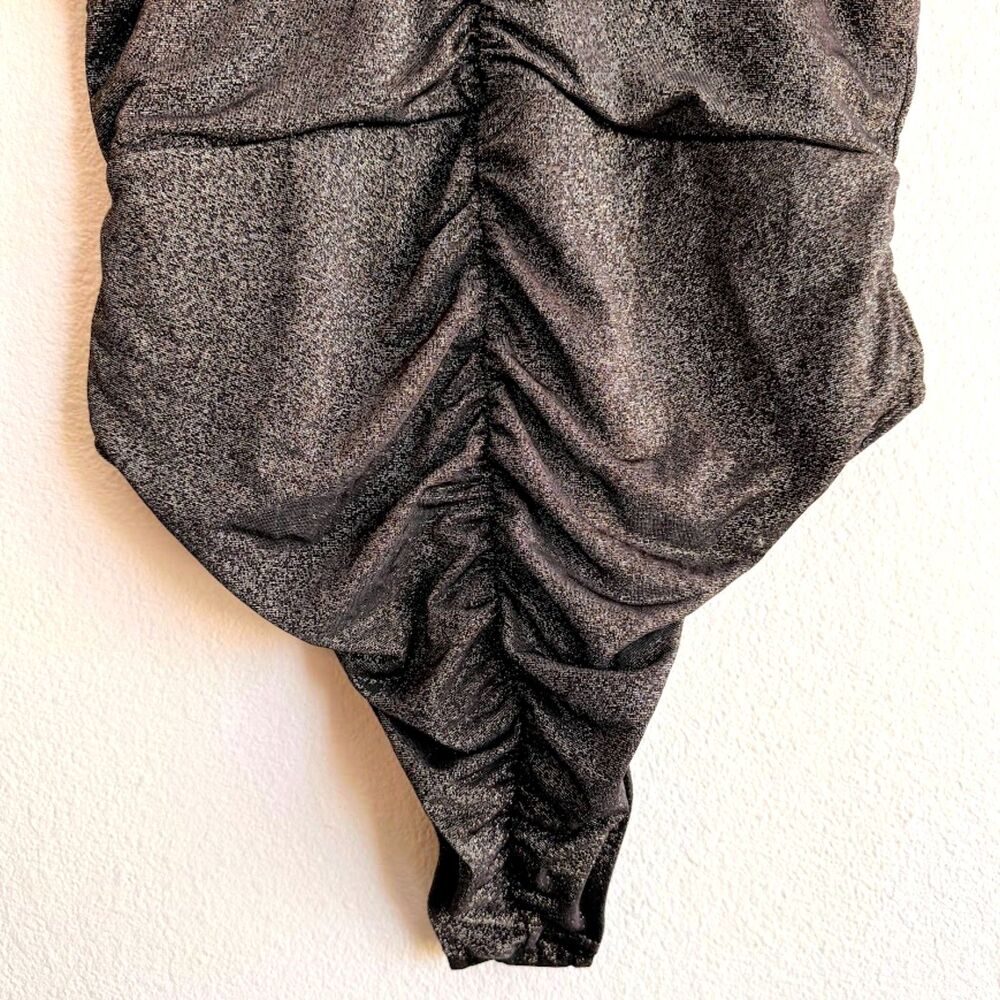 Beach Bunny Cut Out Ruched One Piece Swimsuit in Gold Shimmer Black size XL - Picture 7 of 11